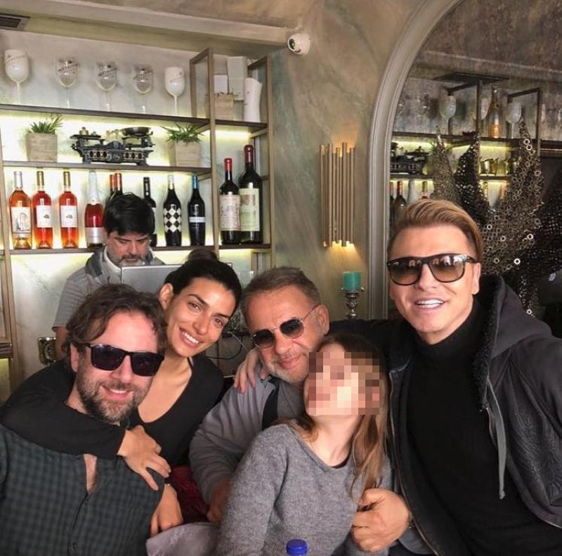 «Βούλιαξε» η Κέρκυρα -Τουρίστες και celebrities γιορτάζουν στο νησί το Πάσχα [εικόνες & βίντεο] | iefimerida.gr 4