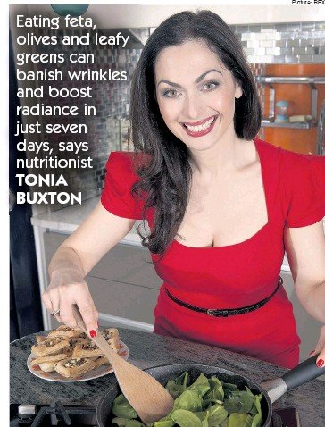 47χρονη Ελληνίδα σεφ στο Λονδίνο: «Τρώτε ελληνικά για να δείχνετε νέοι» [εικόνες] | iefimerida.gr 5