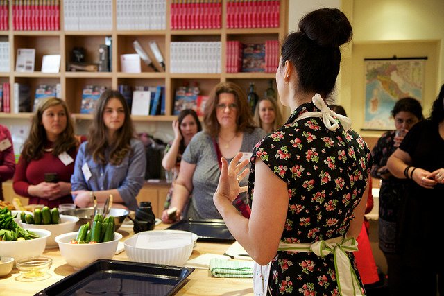 47χρονη Ελληνίδα σεφ στο Λονδίνο: «Τρώτε ελληνικά για να δείχνετε νέοι» [εικόνες] | iefimerida.gr 8