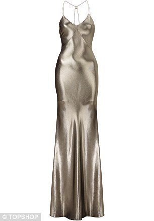 Αυτά είναι τα boho, οικονομικά ρούχα της Κέιτ Μος για τα Top Shop -Ποδοπατήθηκαν στο Λονδίνο για ένα κομμάτι [εικόνες] | iefimerida.gr 15