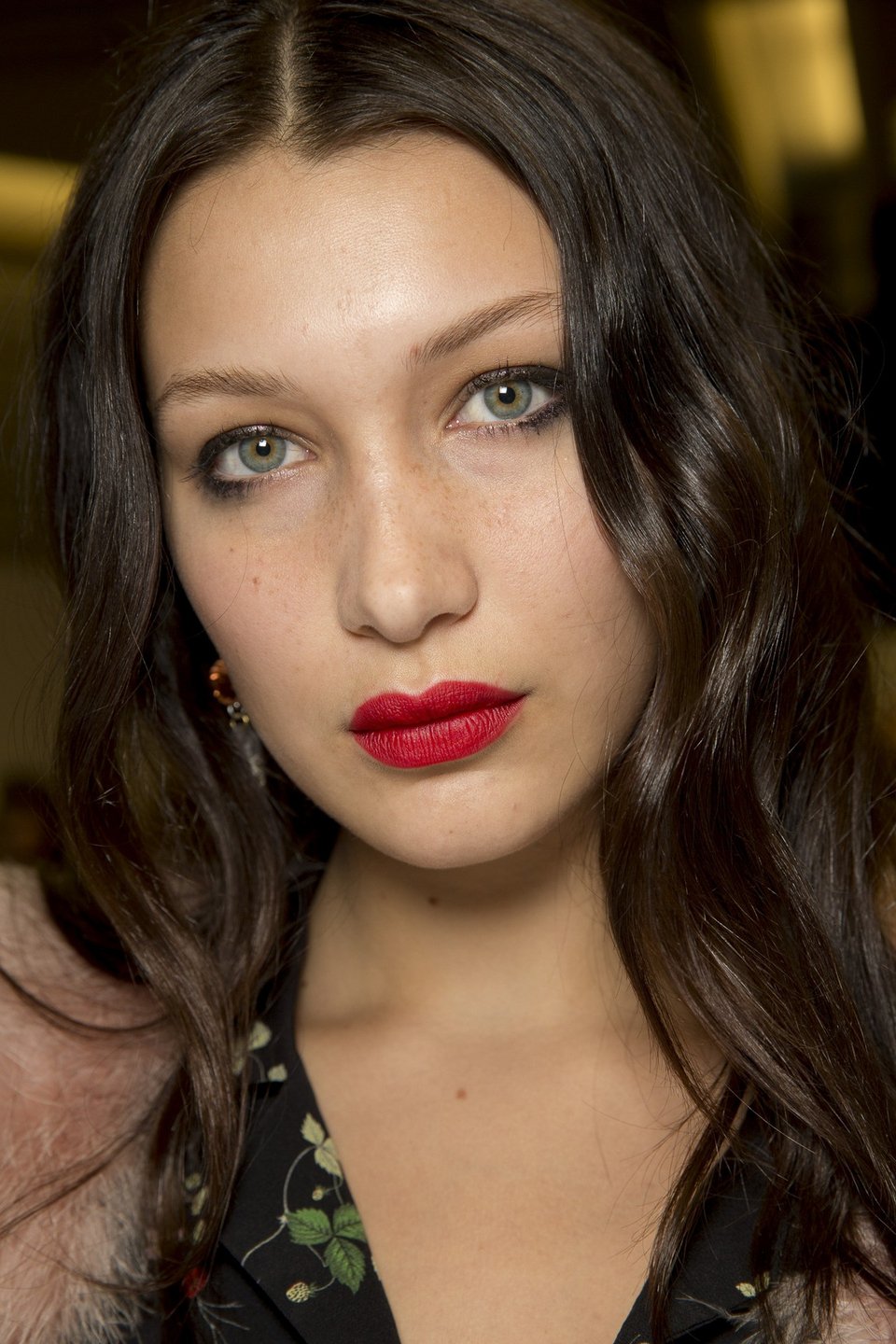 Εστιάστε στο πρόσωπο και τα μαλλιά - Δέκα στυλ που τα σπάνε [εικόνες]  | iefimerida.gr 5