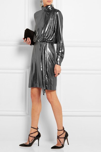 Φαντεζί φορέματα: Πώς τα φορούν οι celebrities, τι μπορείτε να βρείτε στα μαγαζιά [εικόνες] | iefimerida.gr 16