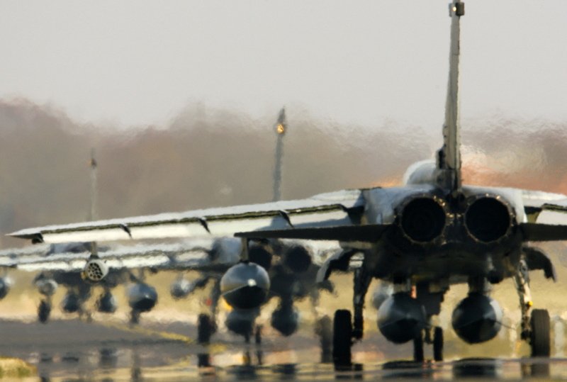 Γερμανοί βουλευτές: Να φύγουν τα γερμανικά Tornados από το Ιντσιρλίκ και να πάνε στην Ελλάδα | iefimerida.gr 0