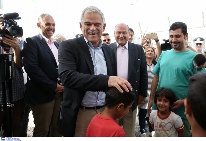 Σε αδιέξοδο η κυβέρνηση -Εγκαινίασαν ξανά την Αμυγδαλέζα!  [εικόνες] | iefimerida.gr 0