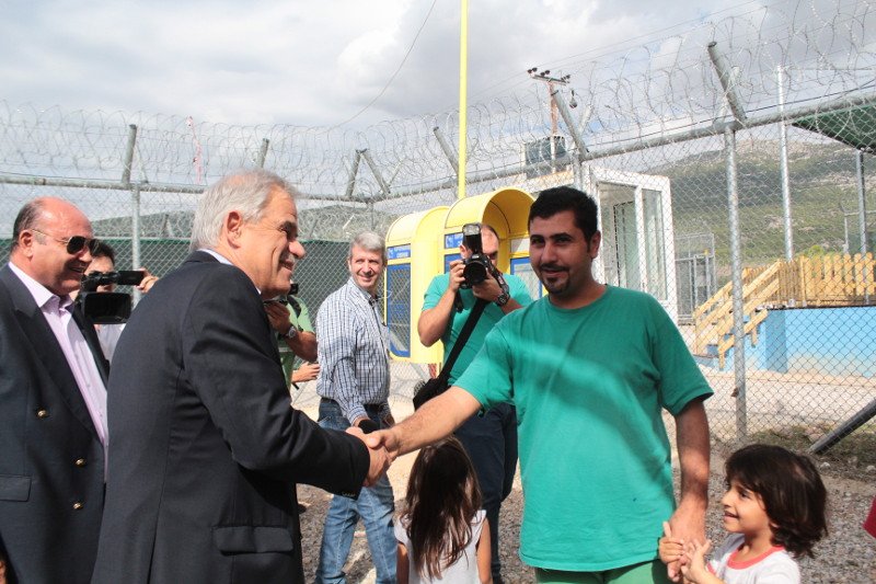 Σε αδιέξοδο η κυβέρνηση -Εγκαινίασαν ξανά την Αμυγδαλέζα!  [εικόνες] | iefimerida.gr 1