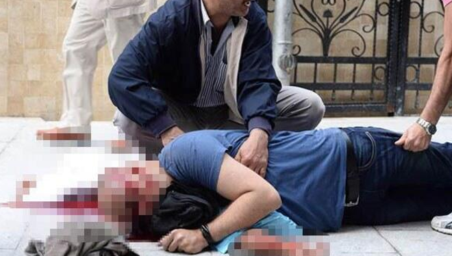 Βίντεο σοκ από την Τουρκία: Καρέ -καρέ η στιγμή που αστυνομικοί πυροβολούν έναν διαδηλωτή [εικόνες] | iefimerida.gr 2