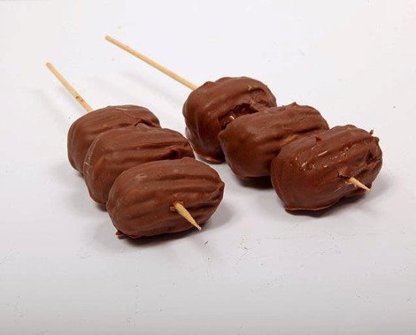 Μετά το μπουγατσάν έρχεται το σουβλάκι τουλουμπάκι -Το νέο γλυκό που έχει ξετρελάνει τη Βόρειο Ελλάδα [εικόνες] | iefimerida.gr 0