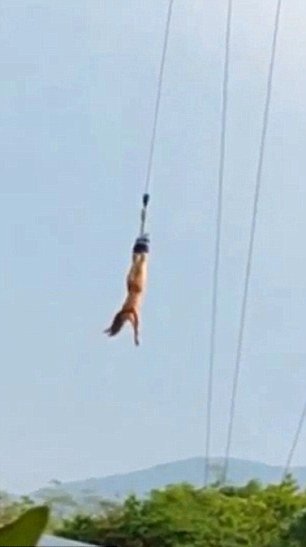 Εκανε γυμνή bungee jumping και προκάλεσε πανικό στην Ταϊλάνδη [εικόνες & βίντεο] | iefimerida.gr 3