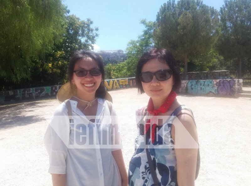 Τουρίστες από κάθε πιθανή και απίθανη γωνιά του πλανήτη εξηγούν στο iefimerida γιατί ήρθαν στην Αθήνα διακοπές [εικόνες] | iefimerida.gr 3