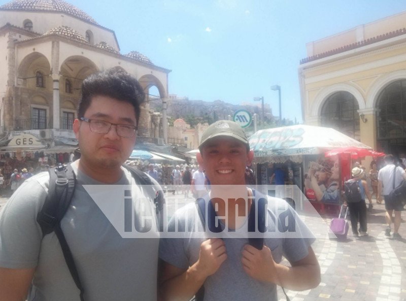Τουρίστες από κάθε πιθανή και απίθανη γωνιά του πλανήτη εξηγούν στο iefimerida γιατί ήρθαν στην Αθήνα διακοπές [εικόνες] | iefimerida.gr 4
