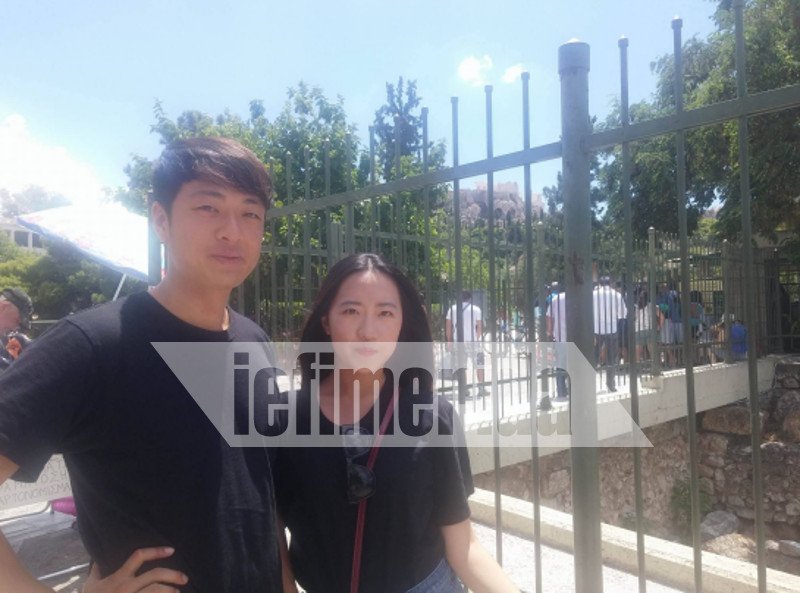 Τουρίστες από κάθε πιθανή και απίθανη γωνιά του πλανήτη εξηγούν στο iefimerida γιατί ήρθαν στην Αθήνα διακοπές [εικόνες] | iefimerida.gr 5