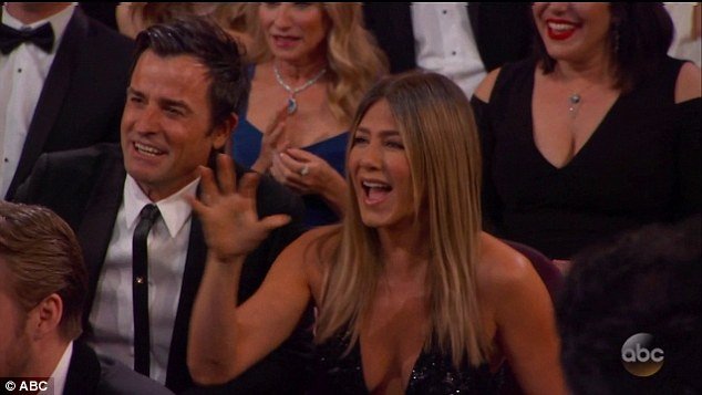 Ανυποψίαστοι τουρίστες βρέθηκαν (χωρίς να το γνωρίζουν) στη σκηνή των Οσκαρ -Δεν πίστευαν στα μάτια τους [εικόνες & βίντεο] | iefimerida.gr 1