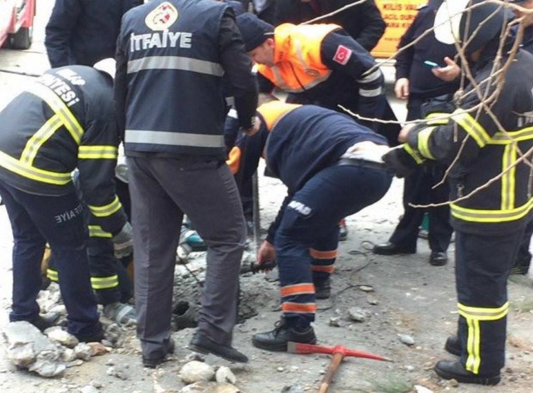 Εκρηξη σε σχολείο στην Τουρκία - Φόβοι για 2 νεκρούς και τραυματίες [εικόνες & βίντεο] | iefimerida.gr 1