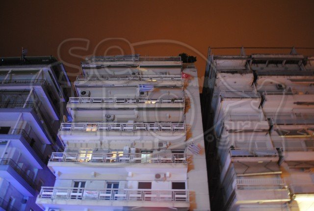 Θεσσαλονίκη: Υψωσε τουρκική σημαία στο μπαλκόνι παραμονή 25ης Μαρτίου [εικόνες] | iefimerida.gr 0