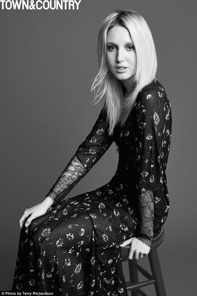 Μαρία Ολυμπία: Η ζωή στη Νέα Υόρκη και οι στυλιστικές συμβουλές της γιαγιάς της [εικόνες] | iefimerida.gr 1