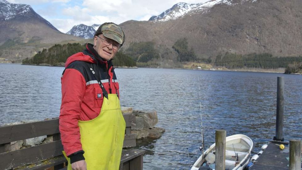 Noρβηγός ψαράς έπιασε στα δίχτυα του βακαλάο που είχε φάει δονητή [εικόνες] | iefimerida.gr 1