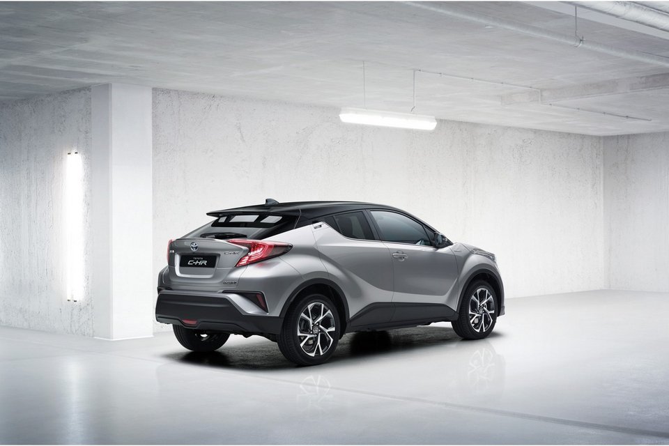 Το Toyota C-HR είναι το πρώτο μικρο-μεσαίο υβριδικό SUV [εικόνες] | iefimerida.gr 0