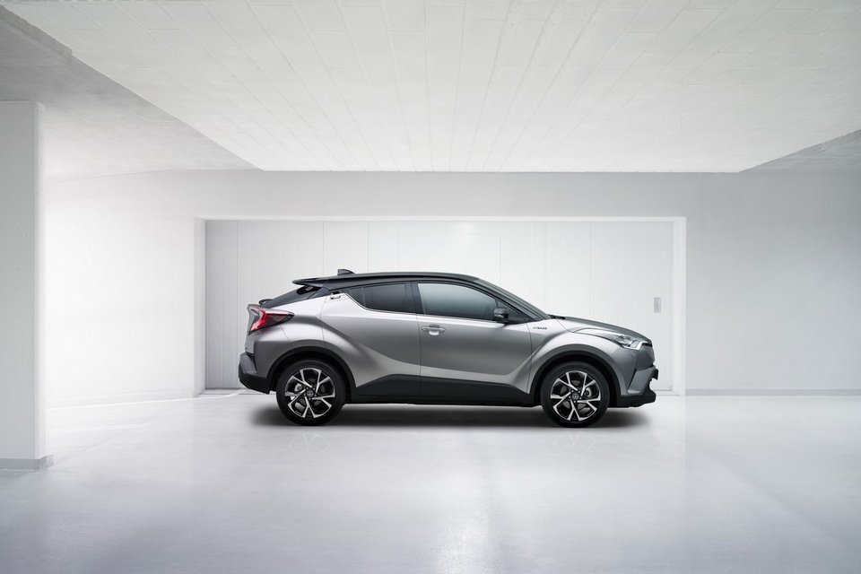 Το Toyota C-HR είναι το πρώτο μικρο-μεσαίο υβριδικό SUV [εικόνες] | iefimerida.gr 2