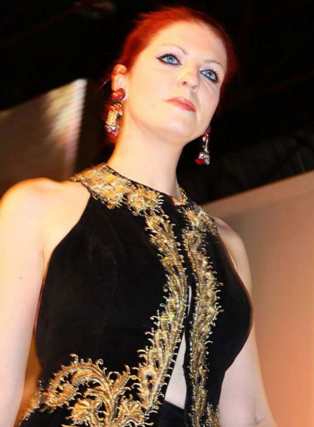 Η πανέμορφη Μυτιληνιά που ξετρέλανε Τουρκάλα σχεδιάστρια -Συμμετείχε σε επίδειξη μόδας [εικόνες] | iefimerida.gr 2