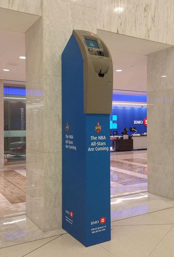Οταν οι τραπεζίτες έχουν χιούμορ -Εφιαξαν ATM μόνο για παίκτες του NBA [εικόνες]  | iefimerida.gr 1