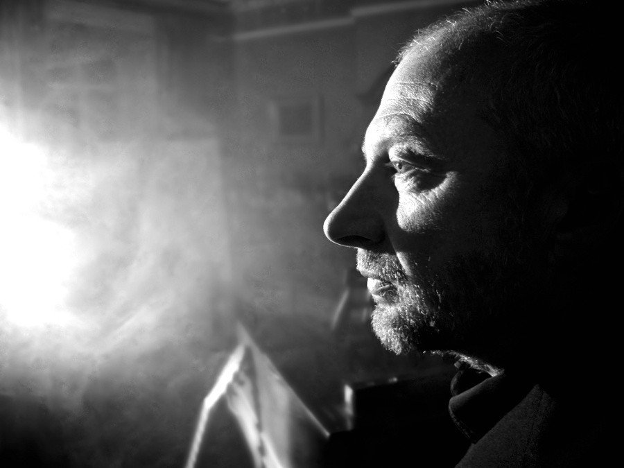 Πέθανε ο τραγουδιστής του «Wonderful Life» Κόλιν Βερνκόμπ [εικόνες & βίντεο]  | iefimerida.gr 4