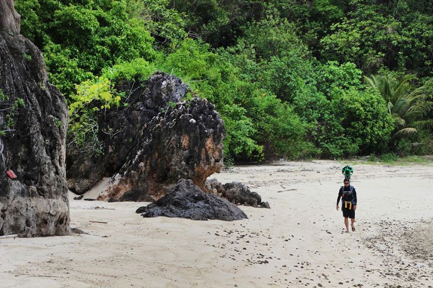 Διέσχισε 500 χιλιόμετρα με σάκο 18 κιλών -Ο πεζοπόρος που καταγραφεί εικόνες για τους χάρτες της Google [εικόνες]  | iefimerida.gr 8