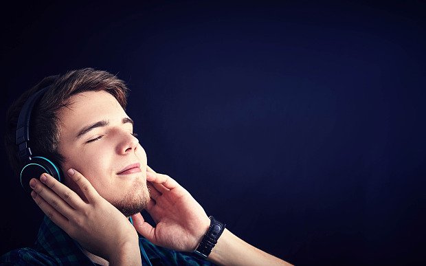 Τι δεν πρέπει να κάνετε στο αεροπλάνο -Τα 17 ΔΕΝ  [εικόνες] | iefimerida.gr 0