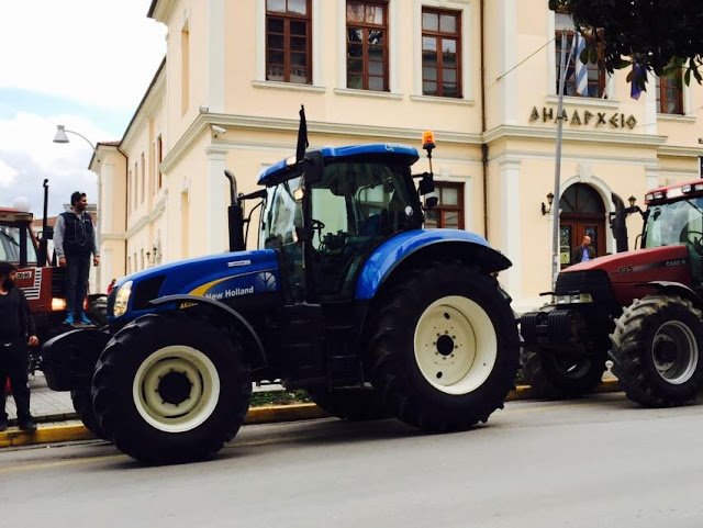 Γέμισε τρακτέρ το κέντρο της Βέροιας -Νέες κινητοποιήσεις από τους αγρότες της Ημαθίας [εικόνες] | iefimerida.gr 2