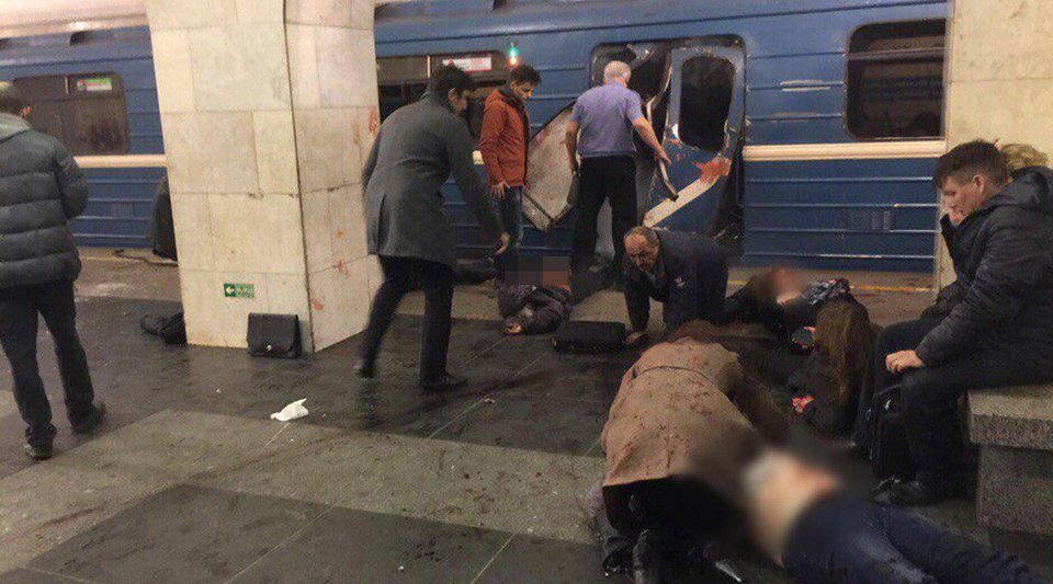 Αγ. Πετρούπολη: Παγκόσμιο σοκ από την επίθεση -Θρίλερ με τους δράστες | iefimerida.gr 9