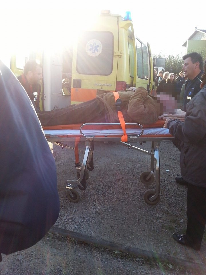 Πανικός στη Στυλίδα: Τρένο παρέσυρε ηλικιωμένο [εικόνες] | iefimerida.gr 2