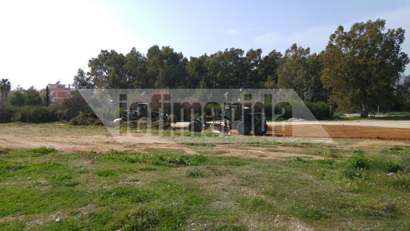 Στήνουν καταυλισμό στο πάρκο Τρίτση για 1.000 πρόσφυγες -Αντιδράσεις | iefimerida.gr 4