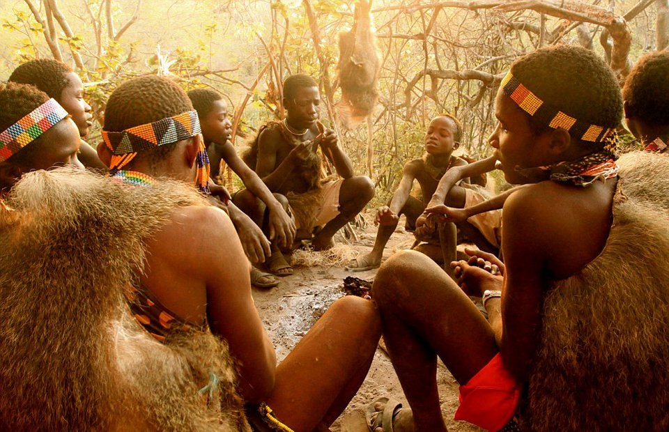 Οι σύγχρονοι άνθρωποι των σπηλαίων: Μία φυλή που ζει με τον ίδιο τρόπο εδώ και 10.000 χρόνια [εικόνες] | iefimerida.gr 5