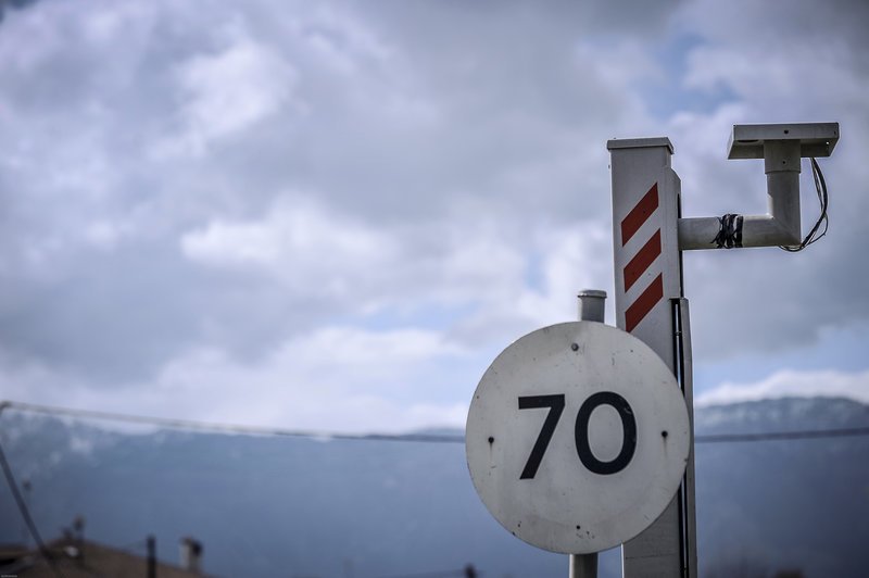 Στα Τρίκαλα έκλεψαν το ραντάρ της Τροχαίας για να μην τους κόβουν κλήσεις [εικόνες] | iefimerida.gr 0