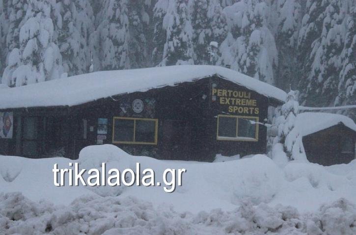 Το ένα μέτρο έφτασε το χιόνι στα Τρίκαλα- Απαραίτητες οι αλυσίδες [εικόνες & βίντεο] | iefimerida.gr 3