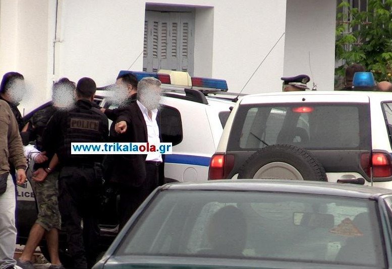 Τρίκαλα: Σύρος πρόσφυγας απειλούσε να αυτοκτονήσει -Τον απέτρεψε η ΕΛ.ΑΣ. [εικόνες & βίντεο] | iefimerida.gr 0