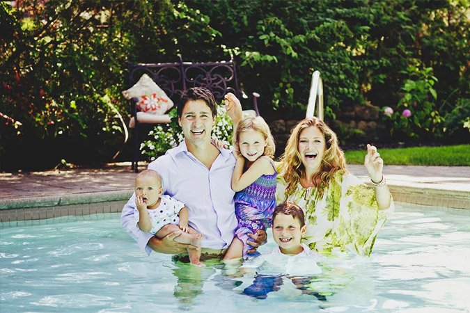 Συντριπτική νίκη των Φιλελεύθερων στον Καναδά – Νέος πρωθυπουργός ένας 43χρονος γοητευτικός πρώην δάσκαλος [εικόνες] | iefimerida.gr 8