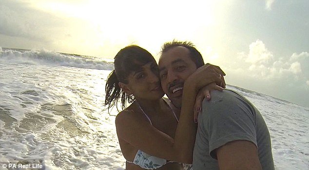 Love story: Γνωρίστηκαν online και ταξιδεύουν μαζί σε όλο τον κόσμο [εικόνες] | iefimerida.gr 2