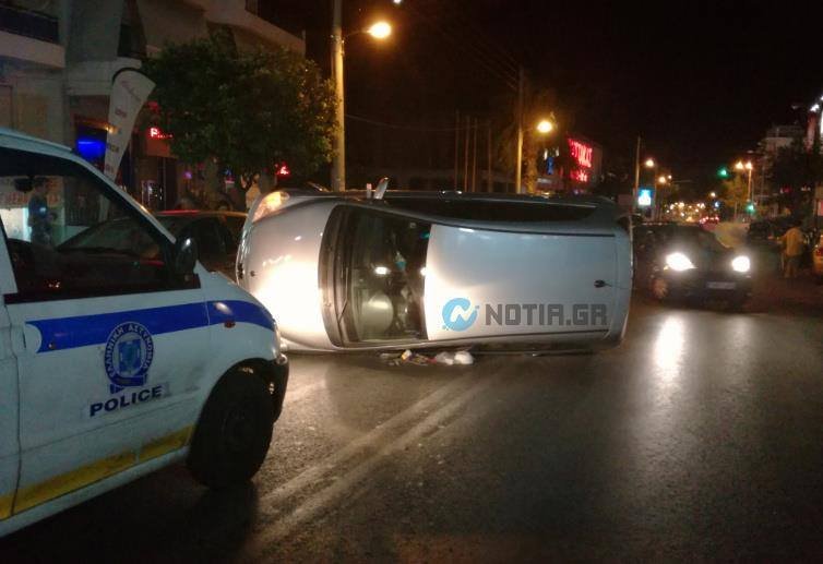 Απίστευτο τροχαίο στο Ελληνικό -Τούμπαρε ΙΧ χωρίς να τρέχει [εικόνες & βίντεο] | iefimerida.gr 0