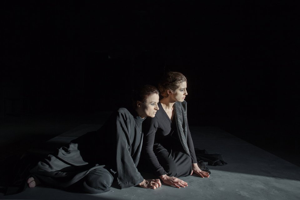 Βούλιαξε η Επίδαυρος με τις Τρωάδες του Χατζάκη [εικόνες] | iefimerida.gr 1