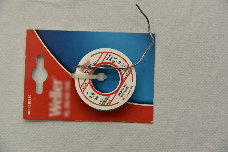 Τι βρήκε η αντιτρομοκρατική στις γιάφκες του 29χρονου: Πιστόλια, εκρηκτικά, έτοιμους φακέλους [εικόνες]  | iefimerida.gr 3