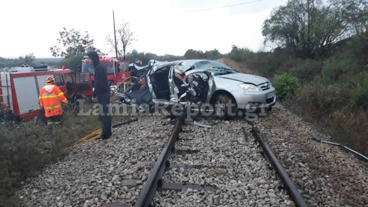 Στο όχημα επέβαιναν 4 άτομα, δύο γυναίκες και δύο άνδρες