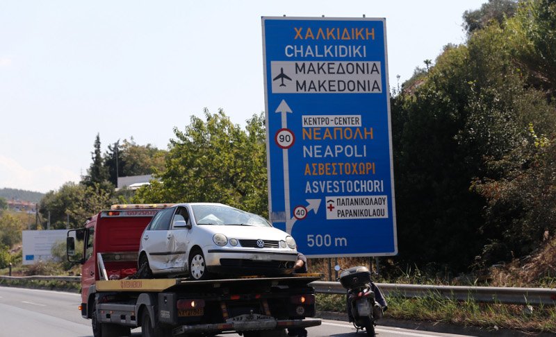 Τραγωδία στη Θεσσαλονίκη: Νταλίκα μπήκε στο αντίθετο ρεύμα -1 νεκρός, 5 τραυματίες [εικόνες] | iefimerida.gr 1