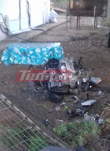 Απίστευτο τροχαίο στην Πατρών-Πύργου: Η μηχανή του οχήματος εκτοξεύθηκε σε αυλή σπιτιού [εικόνες] | iefimerida.gr 1