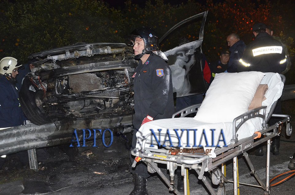 Σοκαριστικό τροχαίο στην Αργολίδα -Απανθρακώθηκε οδηγός ΙΧ [εικόνες&βίντεο] | iefimerida.gr 1