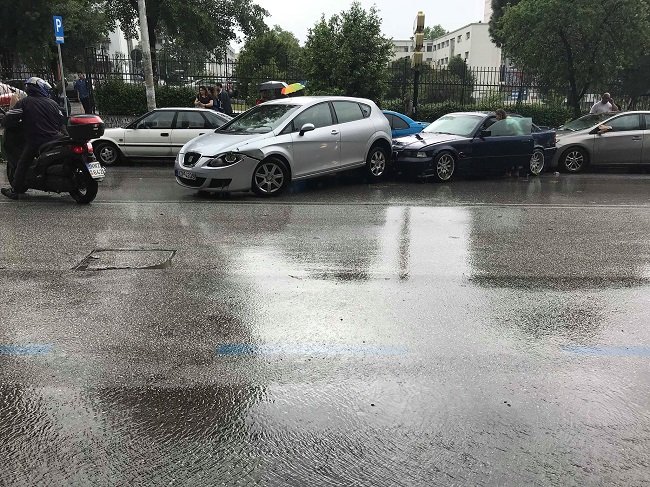 Η Θεσσαλονίκη «βούλιαξε» από τη θεομηνία-Μετρά πληγές, 24 ώρες χωρίς νερό | iefimerida.gr 19