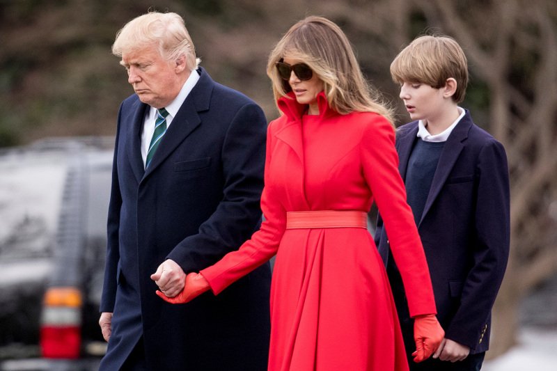Πεθερόπληκτος και ο Τραμπ -Το Σαββατοκύριακο έκανε διακοπές μαζί με τους γονείς της Μελάνια [εικόνες] | iefimerida.gr 11