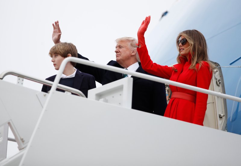 Πεθερόπληκτος και ο Τραμπ -Το Σαββατοκύριακο έκανε διακοπές μαζί με τους γονείς της Μελάνια [εικόνες] | iefimerida.gr 4