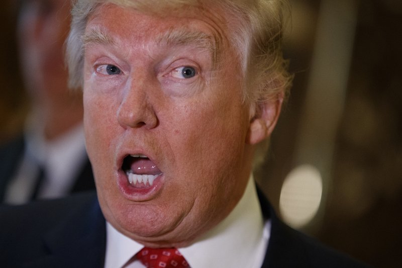 «Ο Τραμπ προσέλαβε ιερόδουλες για να ουρήσουν το κρεβάτι του Ομπάμα», υποστηρίζει Βρετανός κατάσκοπος [εικόνες] | iefimerida.gr 4