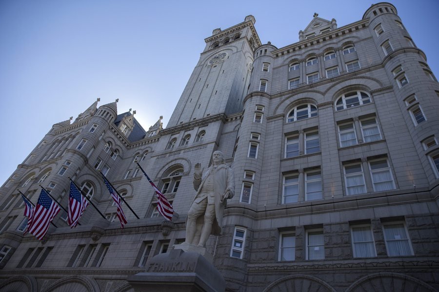 Ο Τραμπ ανοίγει πολυτελές ξενοδοχείο -Σε απόσταση λίγων τετραγώνων από τον Λευκό Οίκο [εικόνες] | iefimerida.gr 0