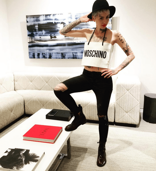 Ζωγράφισε τον Ντόναλντ Τραμπ γυμνό, με μικρό πέος -Σάλος στις ΗΠΑ [εικόνες] | iefimerida.gr 3